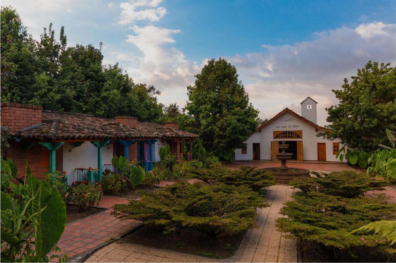 מלון מניזאלס Termales El Otono מראה חיצוני תמונה Hacienda San José de San Miguel