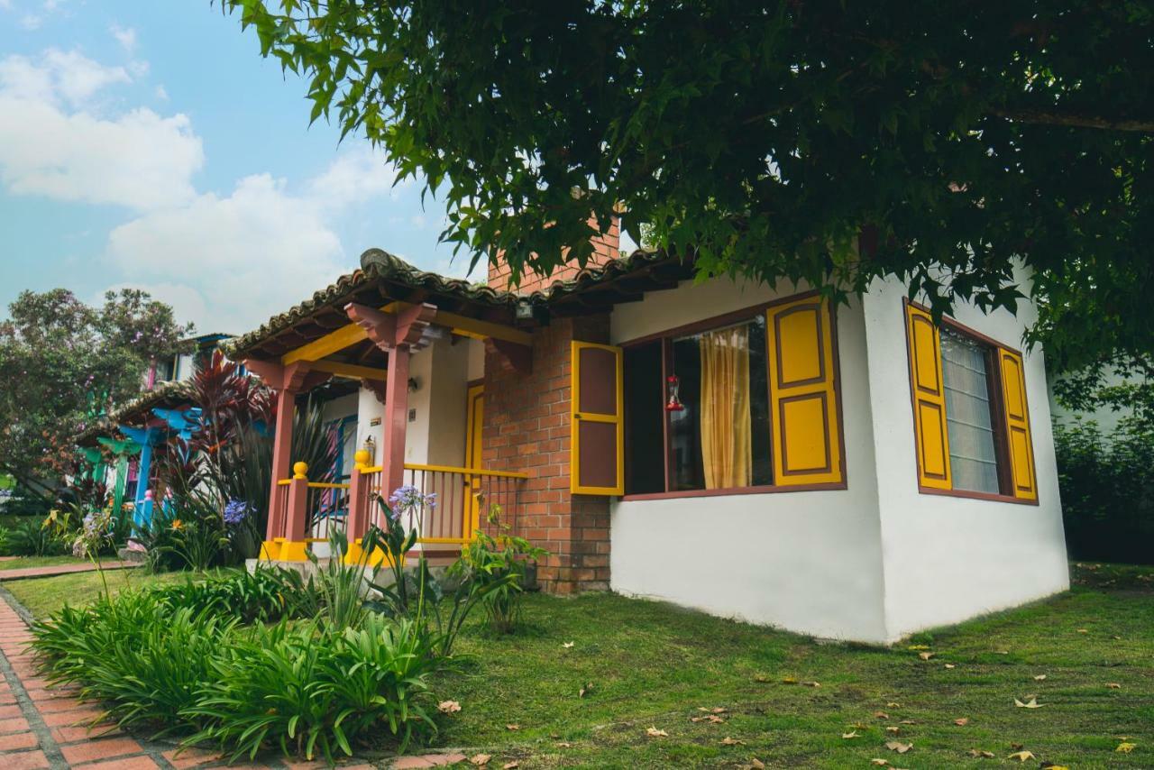 מלון מניזאלס Termales El Otono מראה חיצוני תמונה The house of the writer in Bogotá